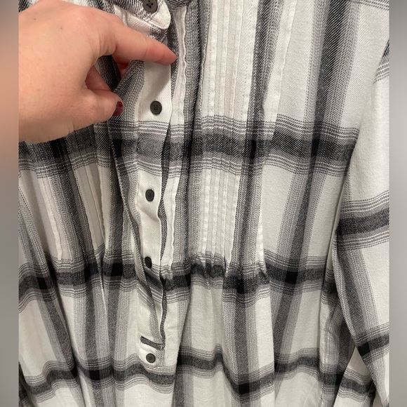 GAP plaid flannel tunic - Picture 5 of 7